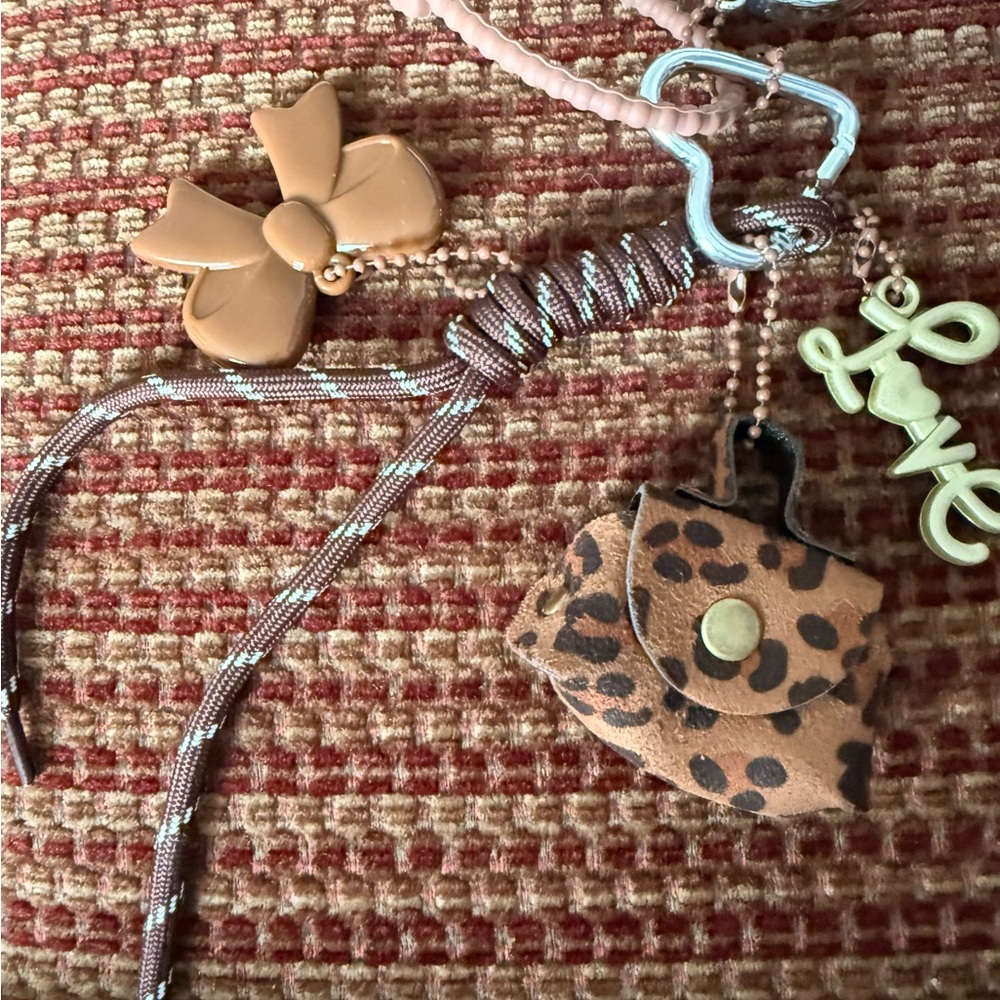 Leopard Print Mini Coin Purse purse charm keychain Brown airpod